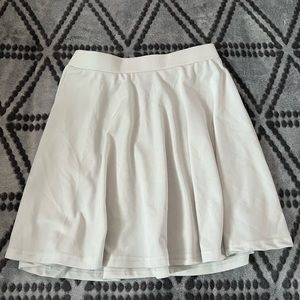 White shein skirt